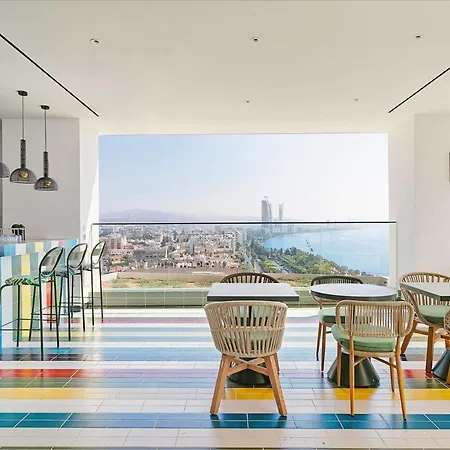 Hotel Nyx Limassol