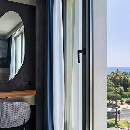 Hotel Nyx Limassol