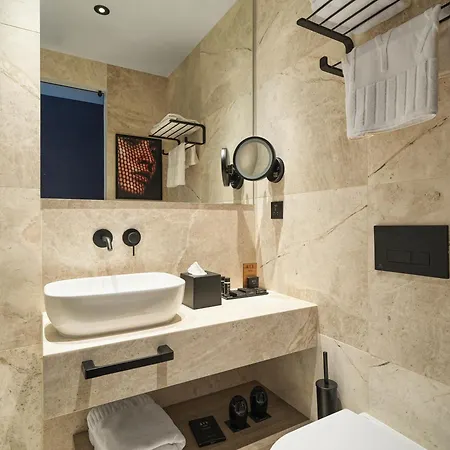 Nyx Otel Limasol