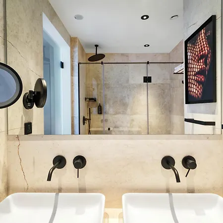 Hotel Nyx Limassol