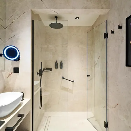 Hotel Nyx Limassol