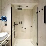 Hotel Nyx Limassol